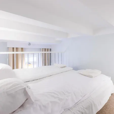 Przestrzenny Z 2 Sypialniami Victus By Renters شقة