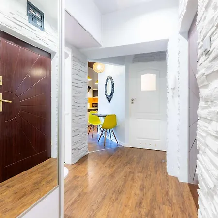 Przestrzenny Z 2 Sypialniami Victus By Renters سوبوت